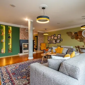 Διαμέρισμα Renovated Boutique Petrus, Σόφια