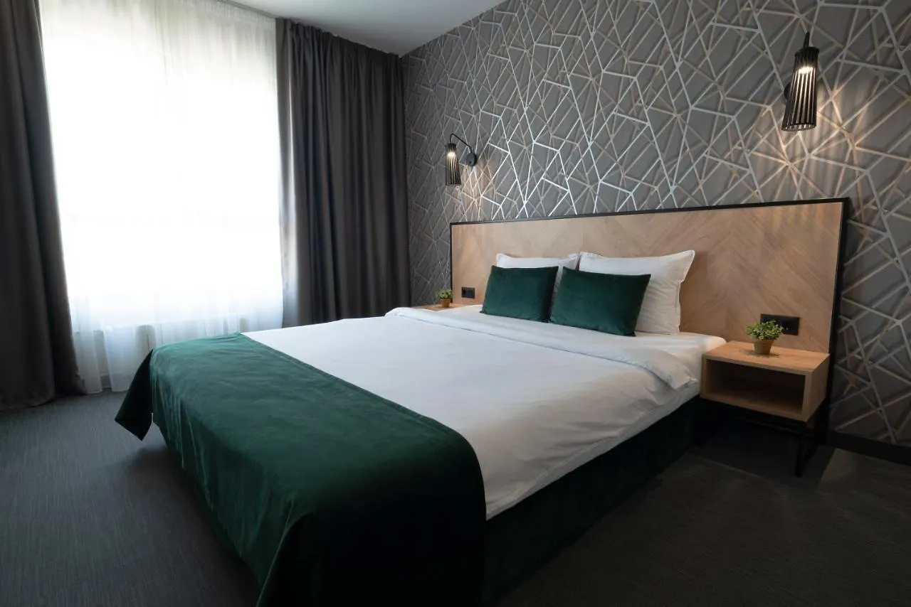 Vitosha Park Hotel - Free Indoor Pool & Parking Sofia 4*,