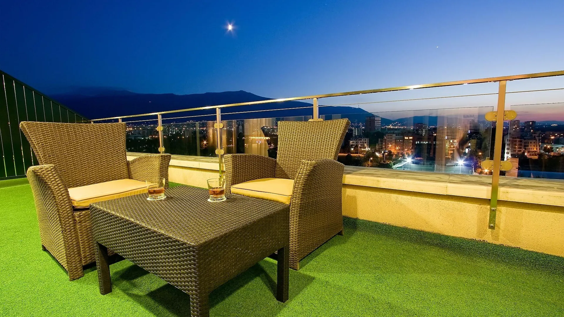 Vitosha Park Hotel - Free Indoor Pool & Parking Sofia